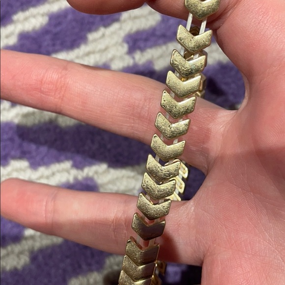 Gold arrow beaded bracelet - Picture 4 of 4